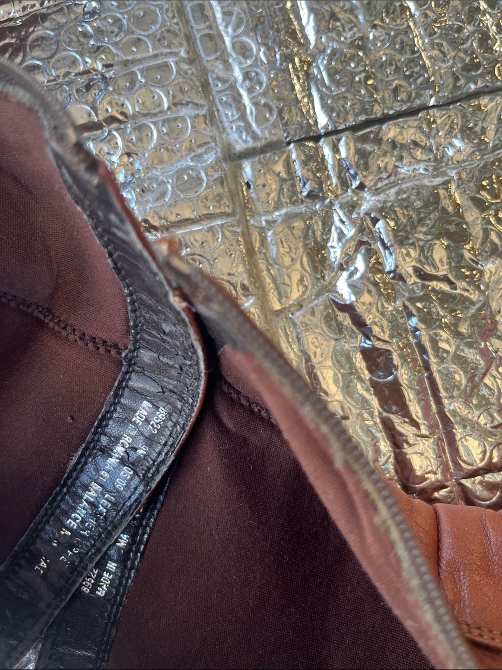 Clark’s Classic Brown Leather Square-Toe Boots - Picture 11 of 11
